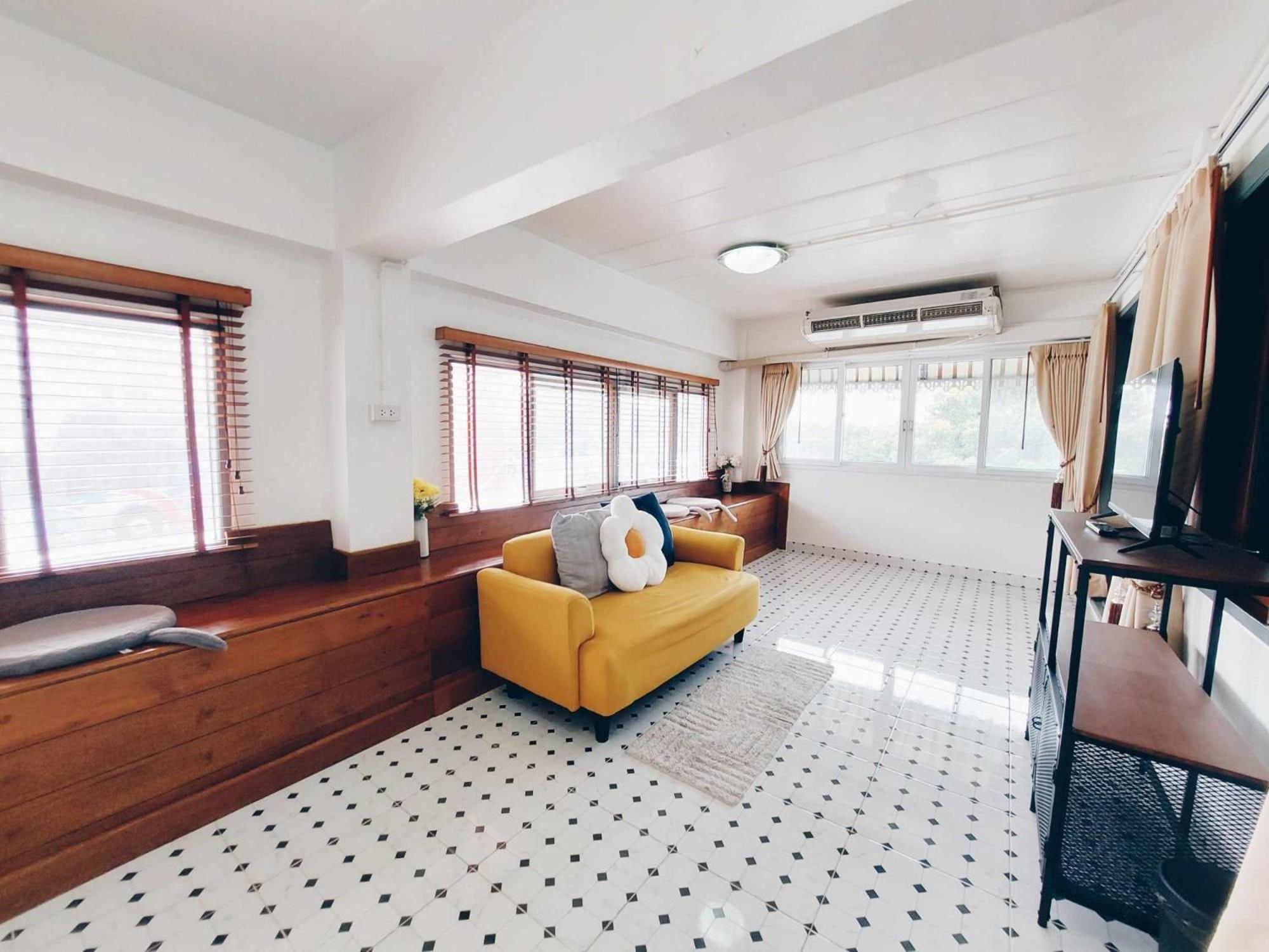 Hostel Hello Sunshine Phra Nakhon Si Ayutthaya Exterior foto