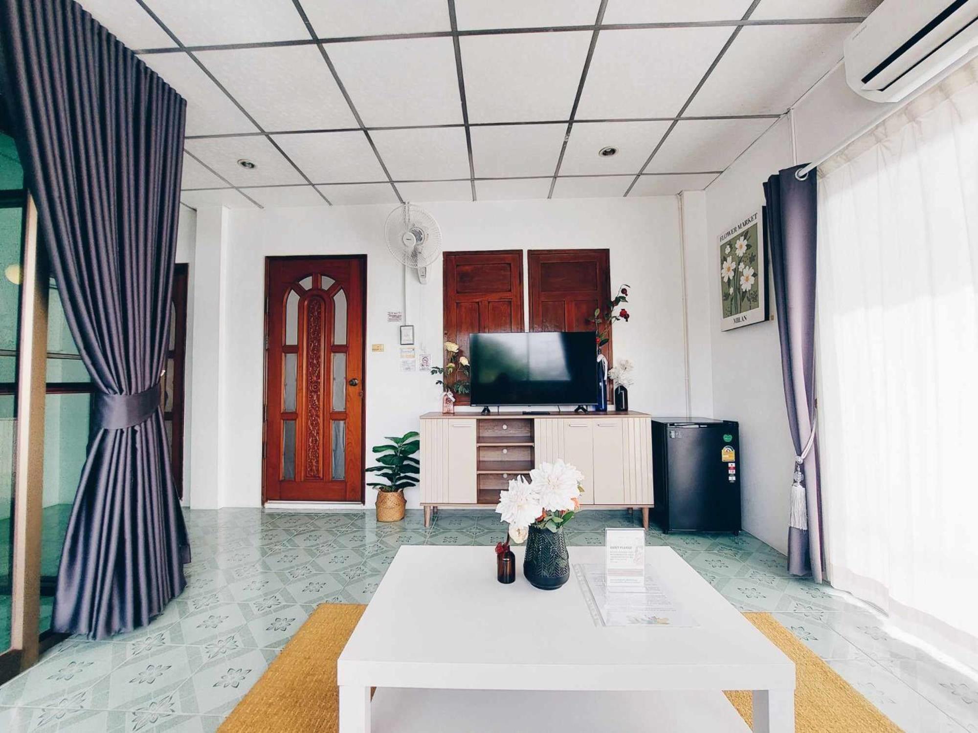 Hostel Hello Sunshine Phra Nakhon Si Ayutthaya Exterior foto