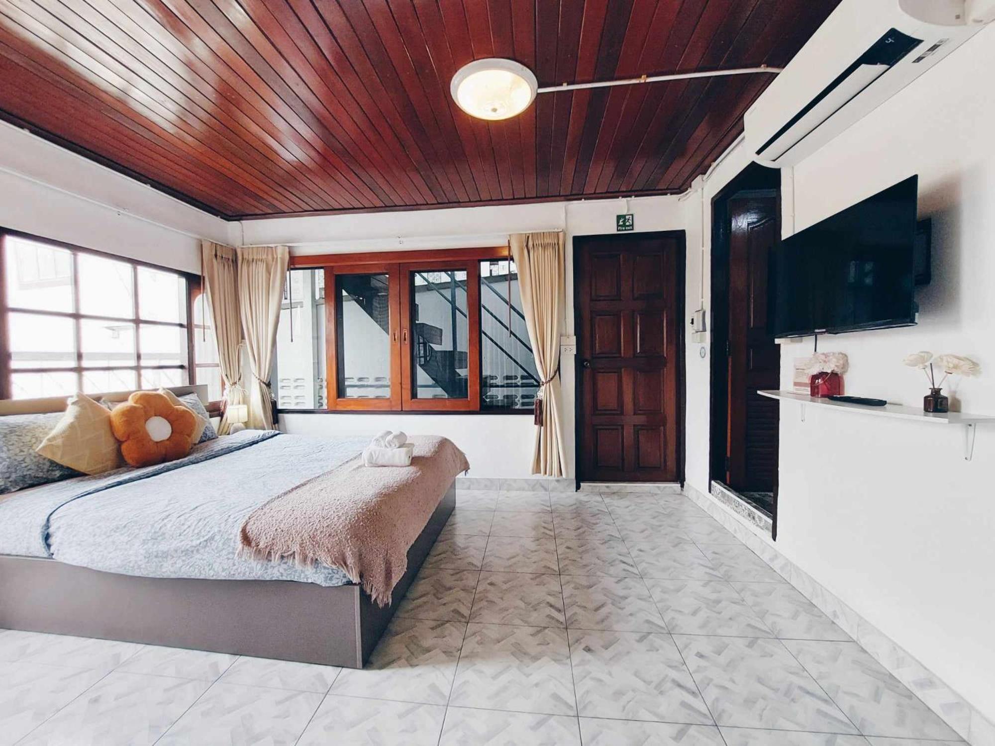 Hostel Hello Sunshine Phra Nakhon Si Ayutthaya Exterior foto