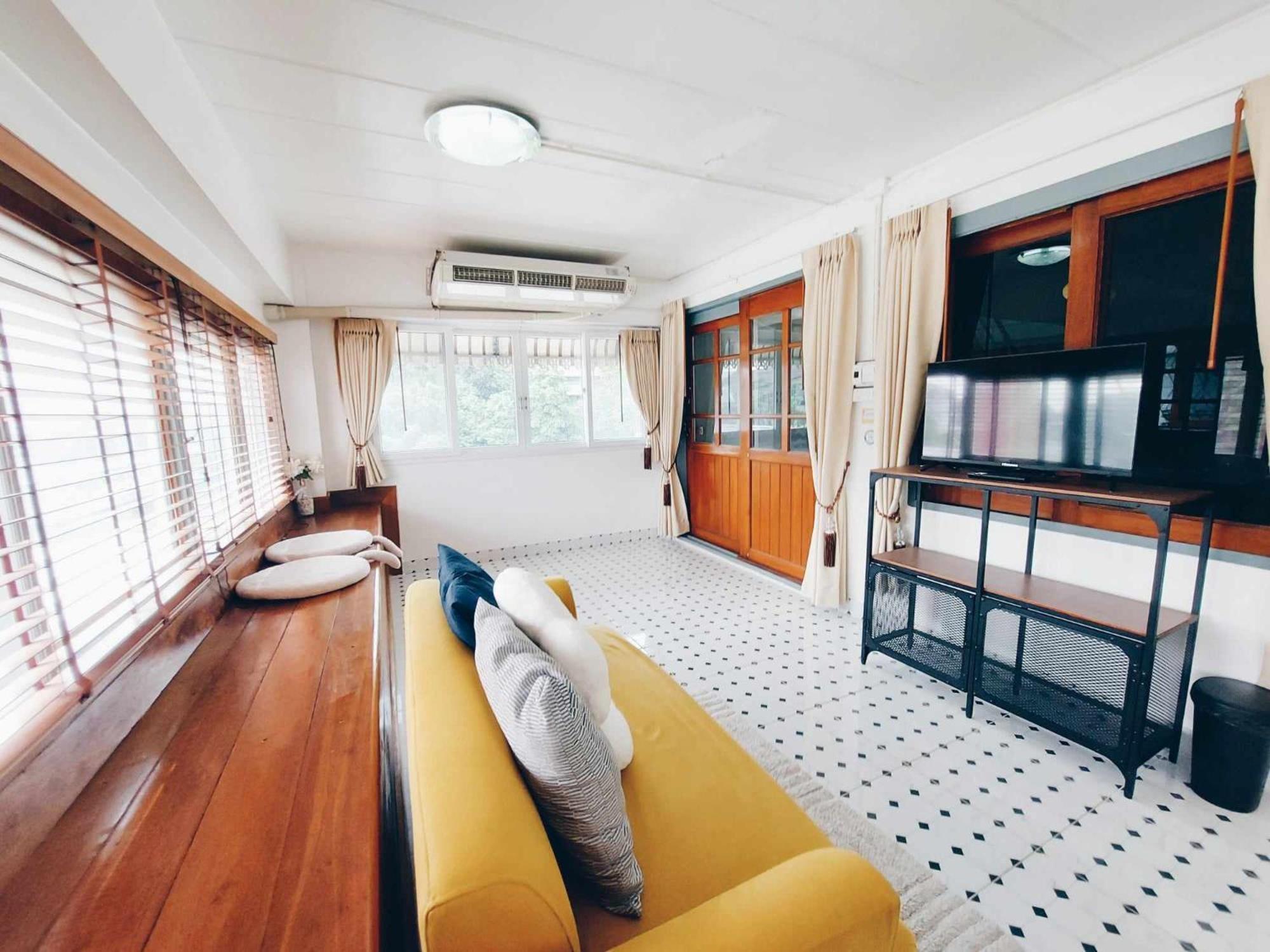 Hostel Hello Sunshine Phra Nakhon Si Ayutthaya Exterior foto