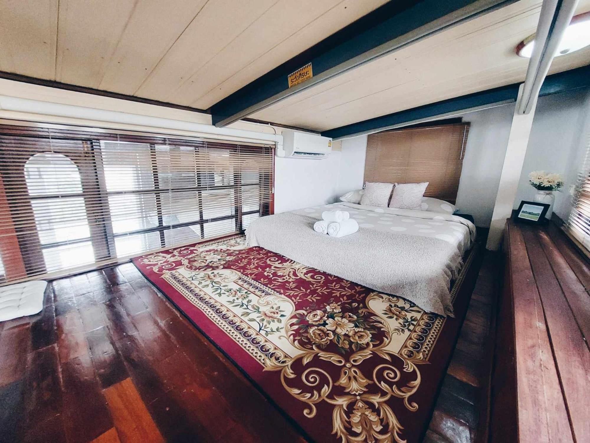 Hostel Hello Sunshine Phra Nakhon Si Ayutthaya Exterior foto