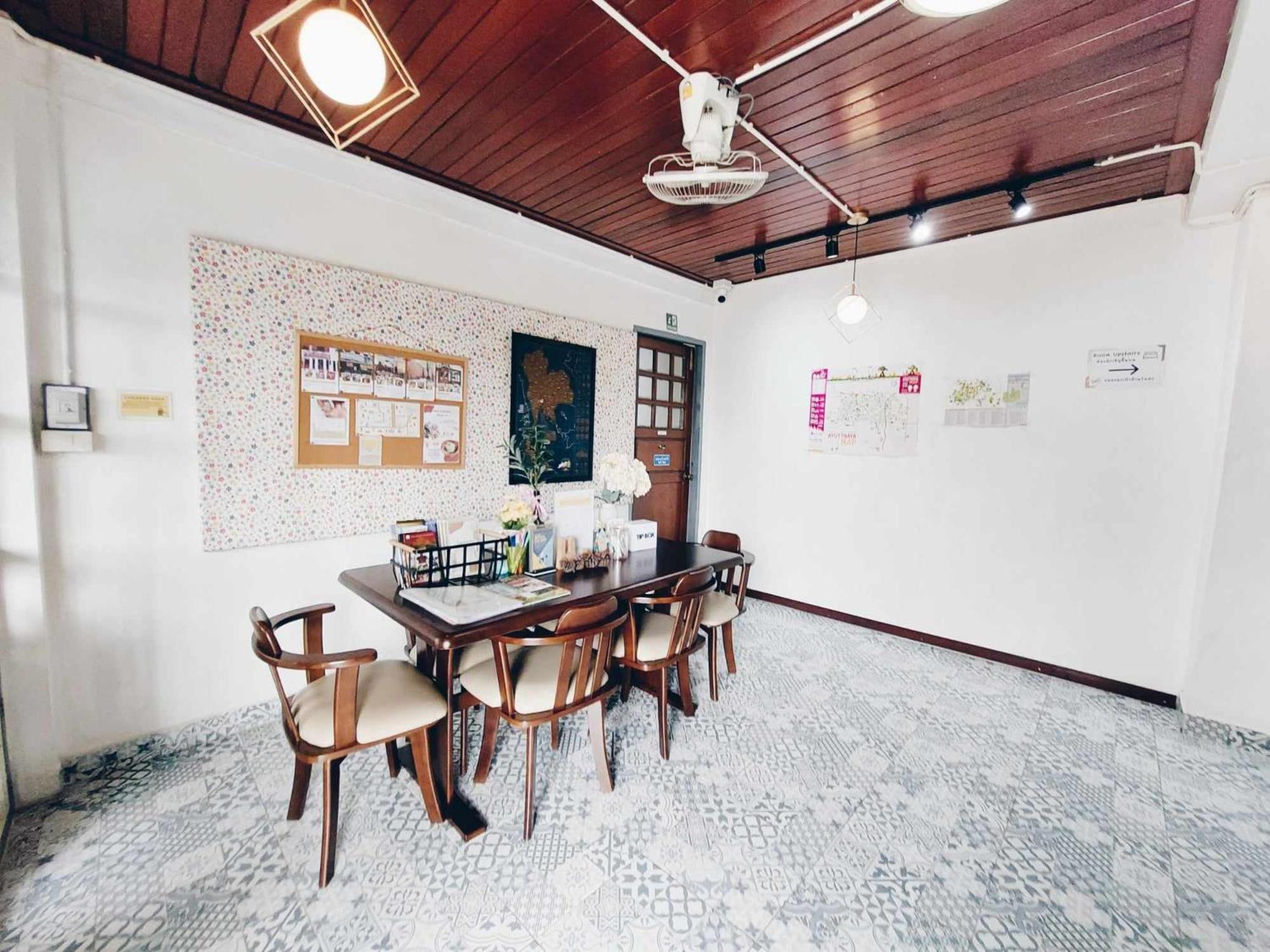 Hostel Hello Sunshine Phra Nakhon Si Ayutthaya Exterior foto