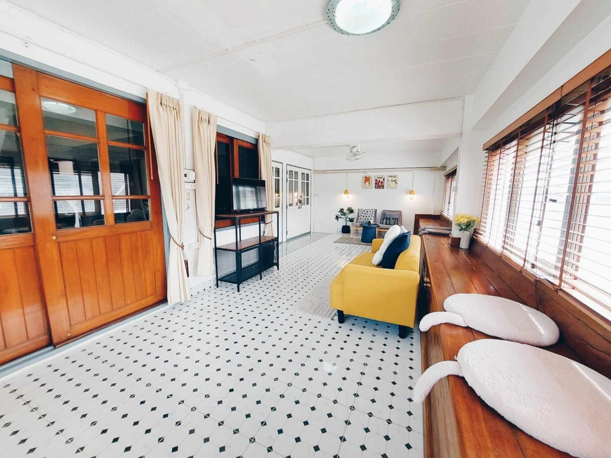 Hostel Hello Sunshine Phra Nakhon Si Ayutthaya Exterior foto
