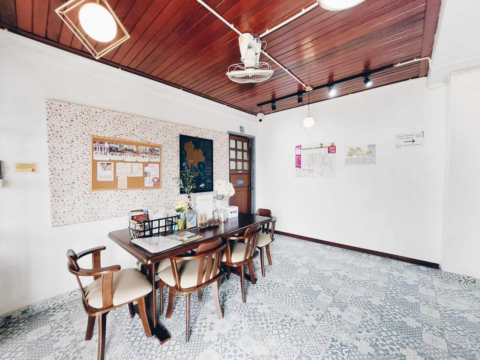 Hostel Hello Sunshine Phra Nakhon Si Ayutthaya Exterior foto