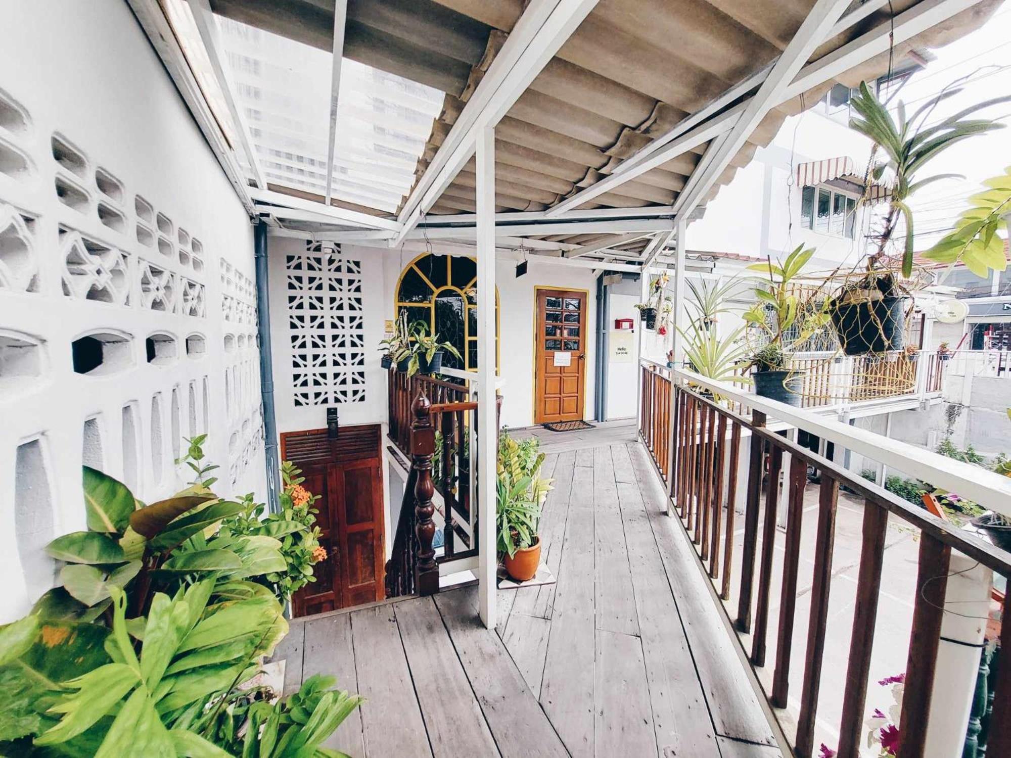Hostel Hello Sunshine Phra Nakhon Si Ayutthaya Exterior foto