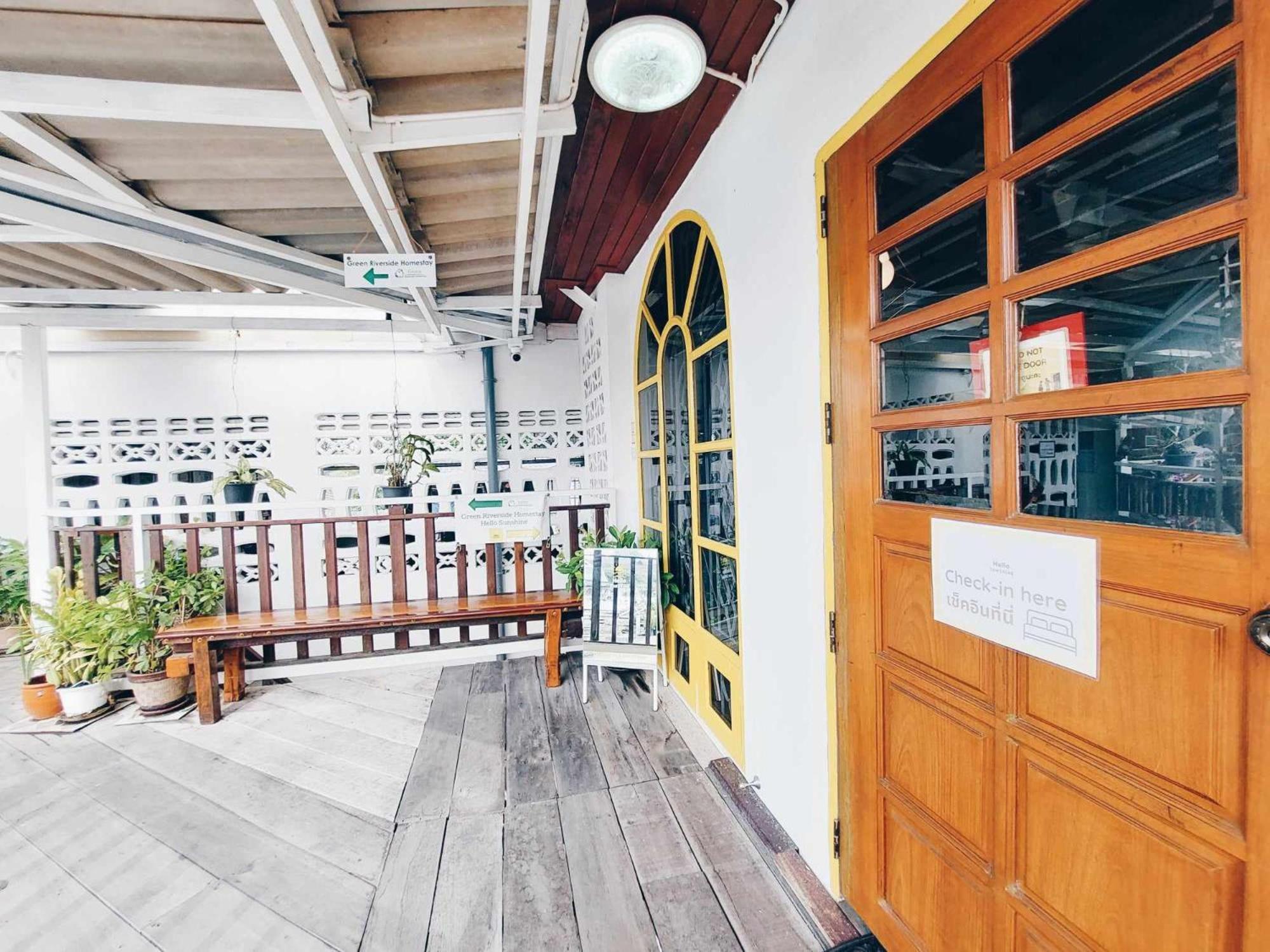 Hostel Hello Sunshine Phra Nakhon Si Ayutthaya Exterior foto
